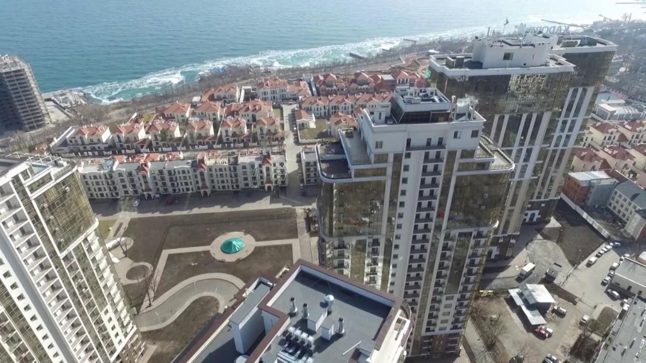 Аркадия Студия С Балконом Частичный Вид Моря Первая Линия От Моря Odesa Exterior photo